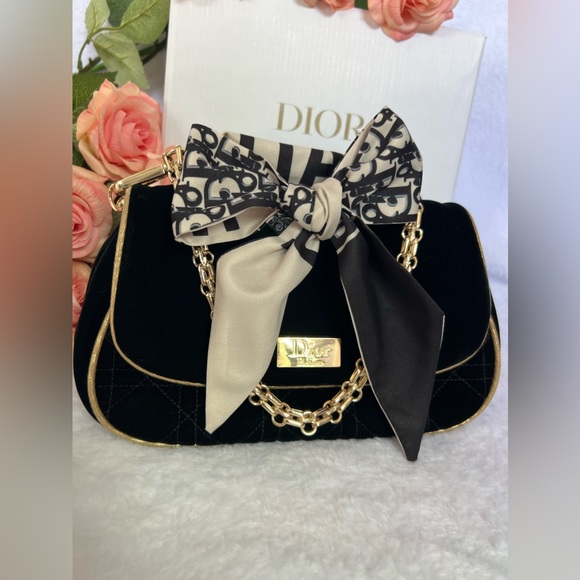 ✨AUTHENTIC DIOR✨Black Velvet Quilted Pouch//Shoulder Bag//Cosmetics-Perfume - Picture 4 of 13